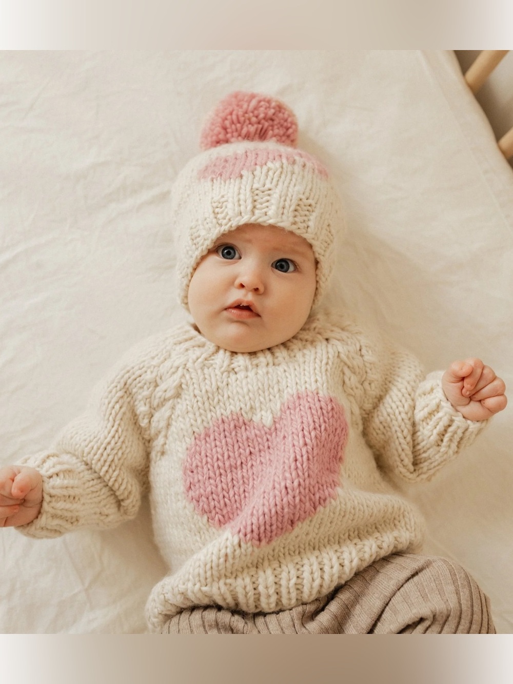 Huggalugs heart sweater 0/6 month